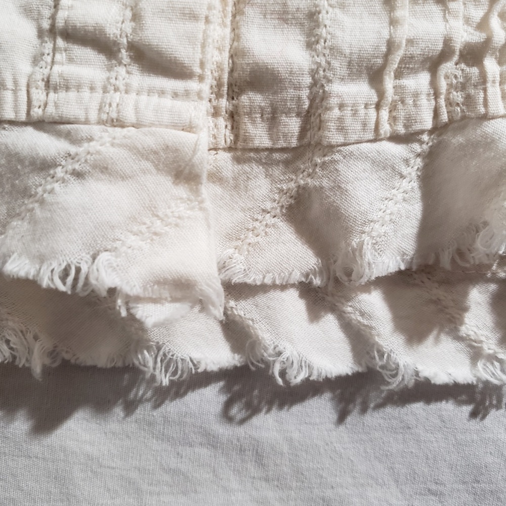 *Maurices* White cotton button up top, small - Picture 7 of 10